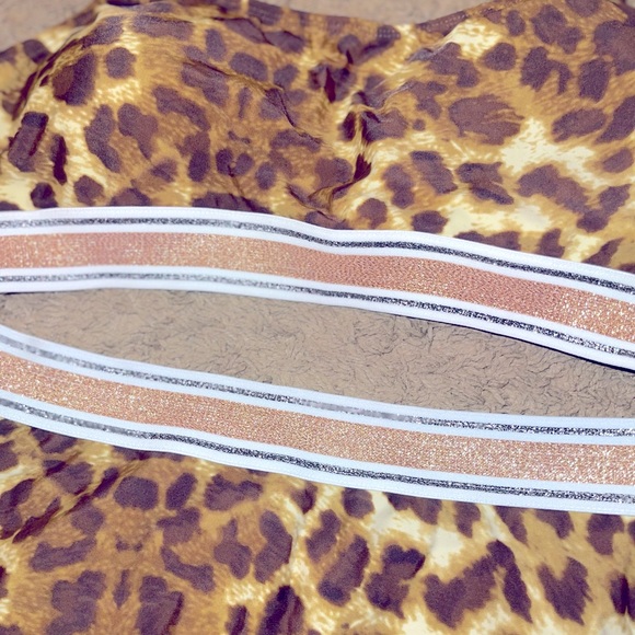 Cheetah ๐ 2pc - Picture 2 of 8